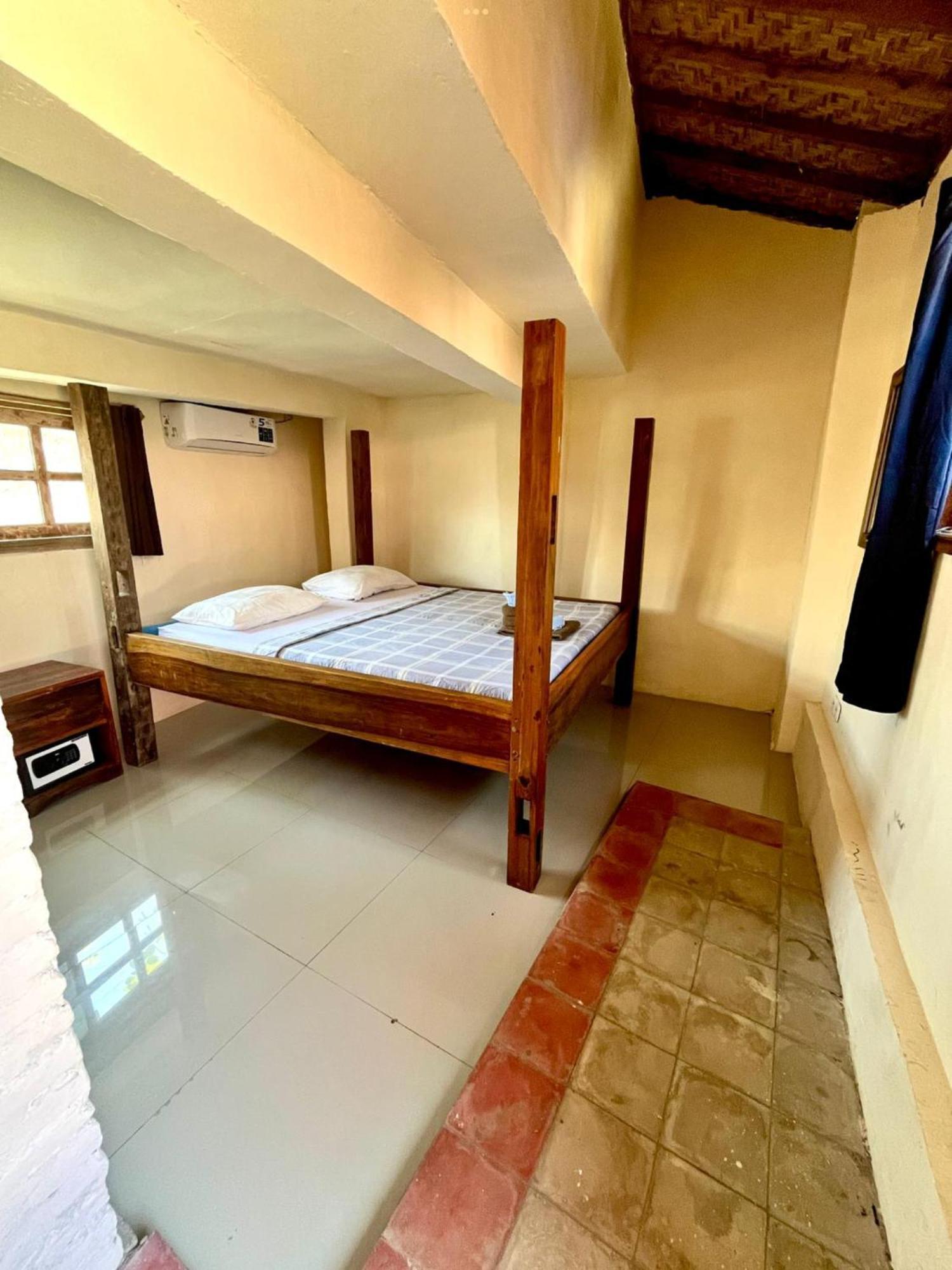 Gili La Boheme Hostel Τζίλι Τραγουανγκάν Εξωτερικό φωτογραφία