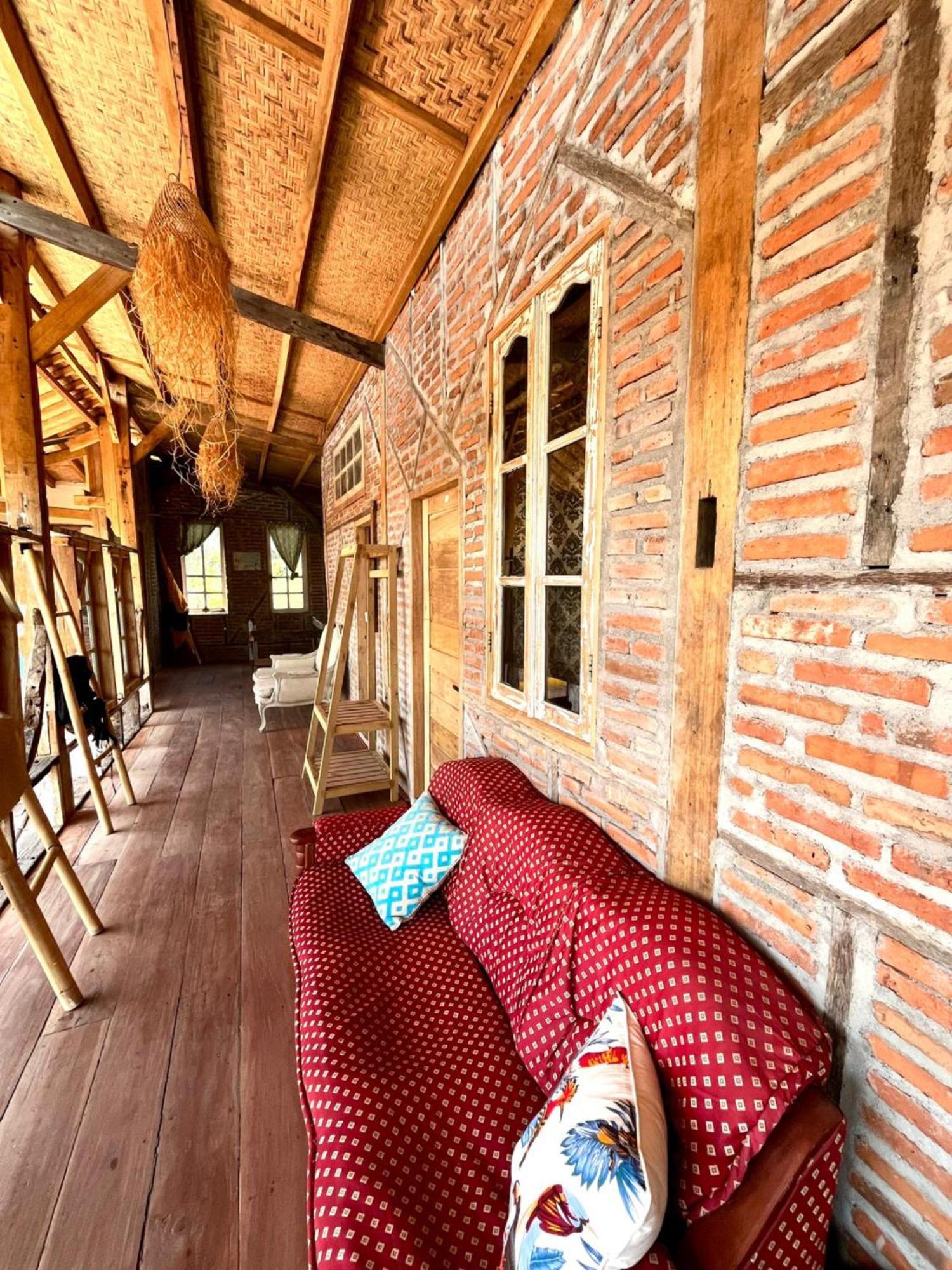 Gili La Boheme Hostel Τζίλι Τραγουανγκάν Εξωτερικό φωτογραφία