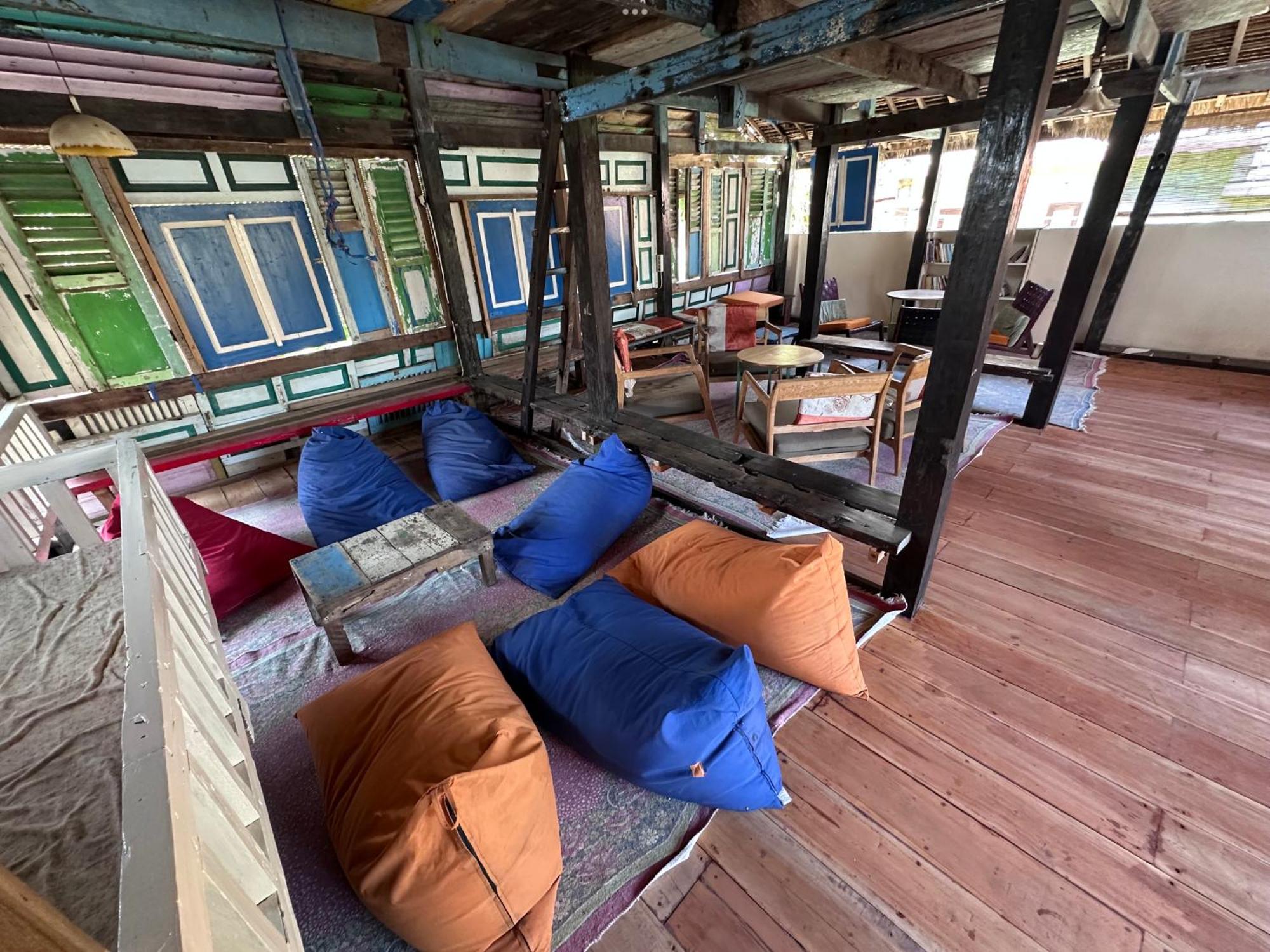 Gili La Boheme Hostel Τζίλι Τραγουανγκάν Εξωτερικό φωτογραφία