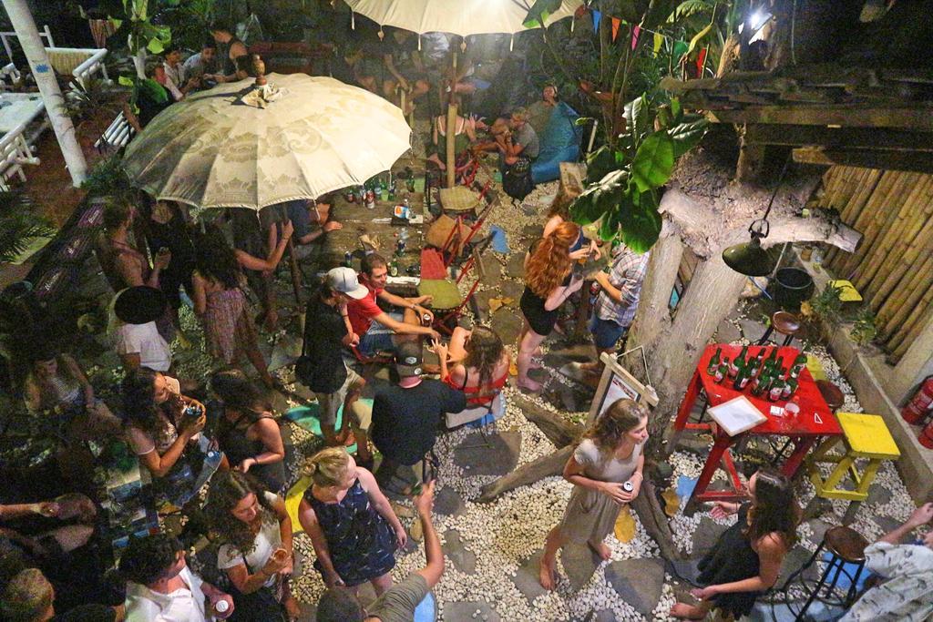 Gili La Boheme Hostel Τζίλι Τραγουανγκάν Εξωτερικό φωτογραφία